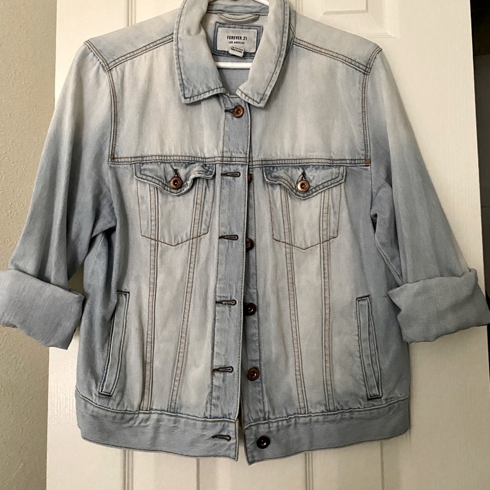 DENIM JACKET